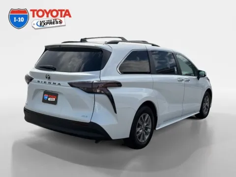 More photos of 2026 Toyota Sienna XLE at I-10 Toyota, CA