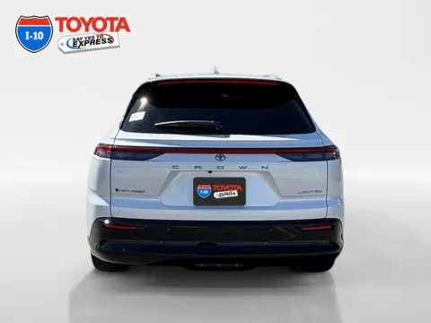 More photos of 2025 Toyota Crown Signia Limited at I-10 Toyota, CA