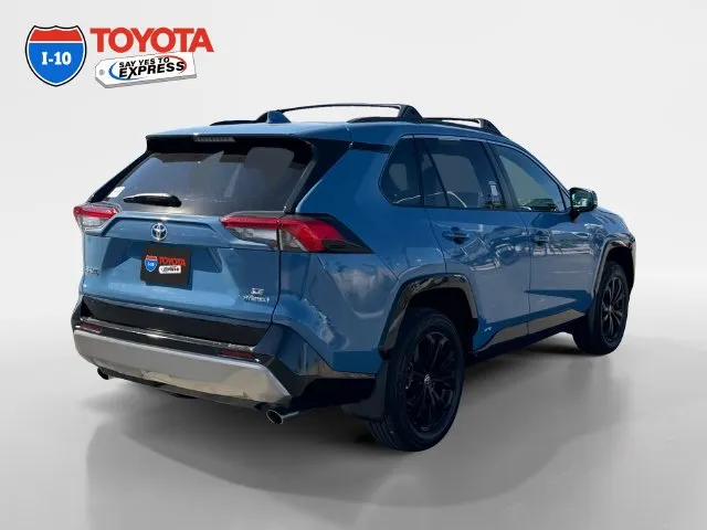 Toyota RAV4 photo 5
