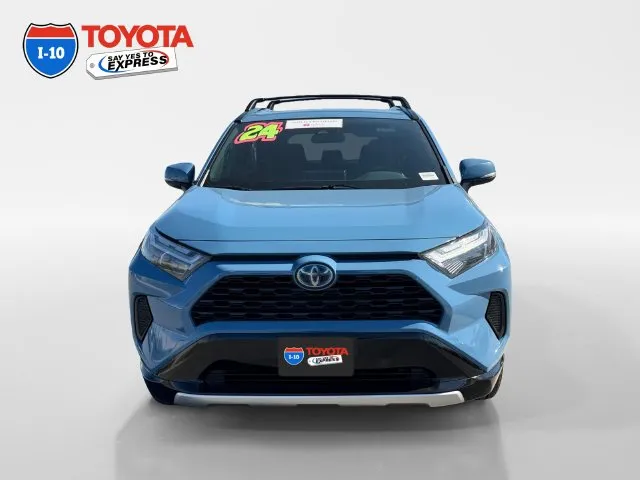 Toyota RAV4 photo 8