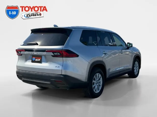 Toyota Grand Highlander photo 5