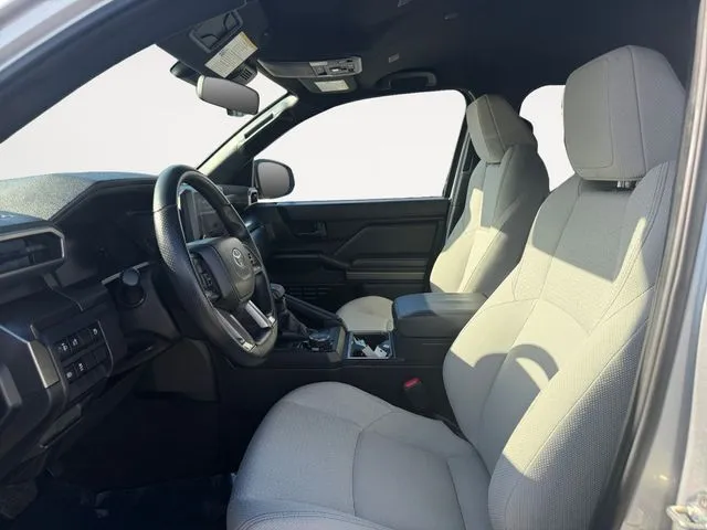 Toyota 4Runner photo 9