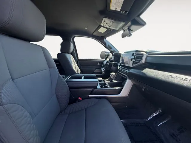 Toyota Tundra photo 13