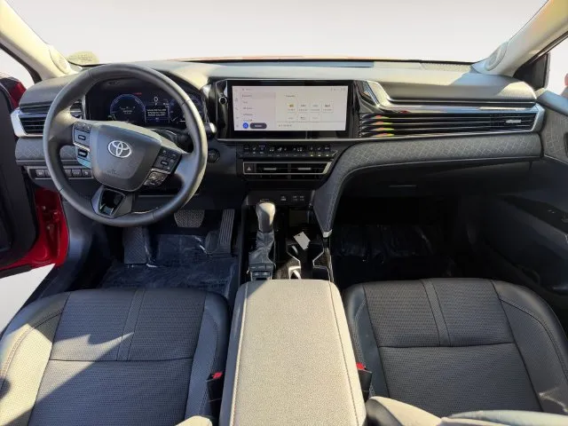Toyota Camry photo 10