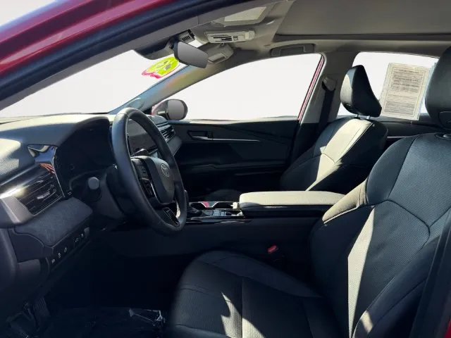 Toyota Camry photo 9