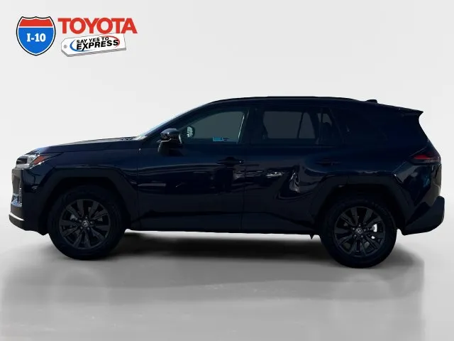 Toyota RAV4 photo 2