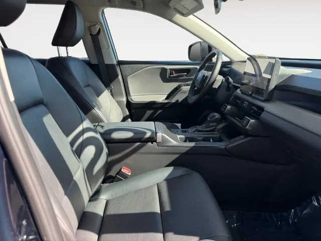 Toyota RAV4 photo 13