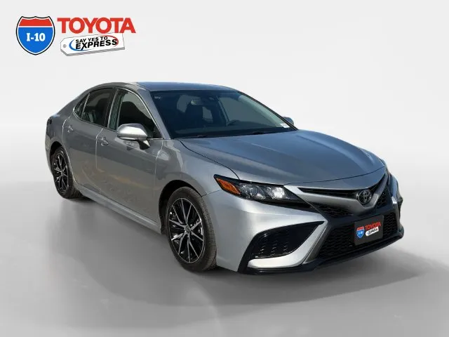 Toyota Camry photo 7