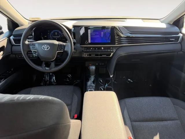 Toyota Camry photo 10