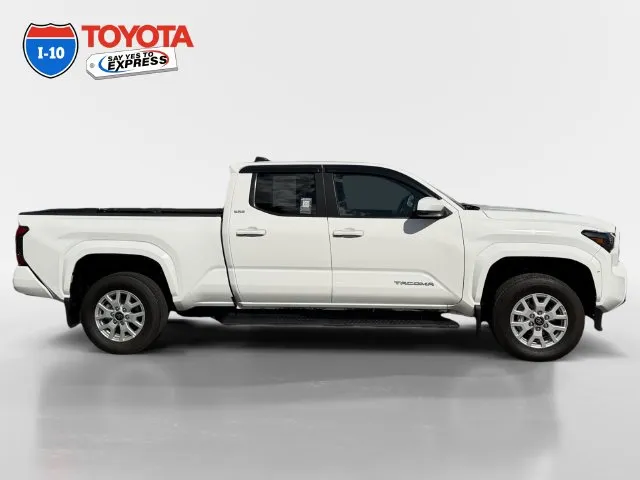 Toyota Tacoma photo 6