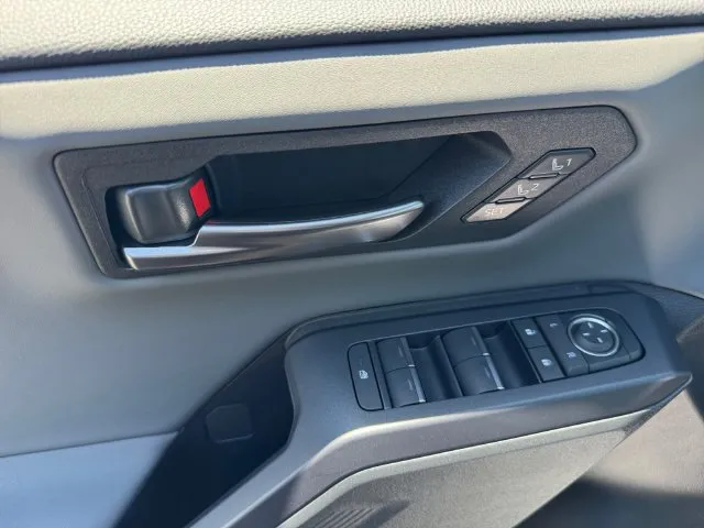 Toyota RAV4 photo 17