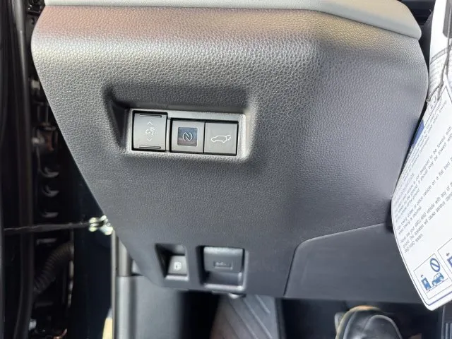 Toyota RAV4 photo 18