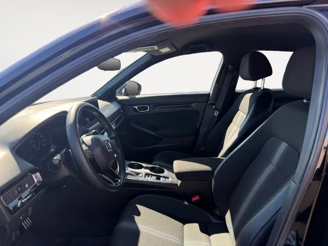 Honda Civic photo 9