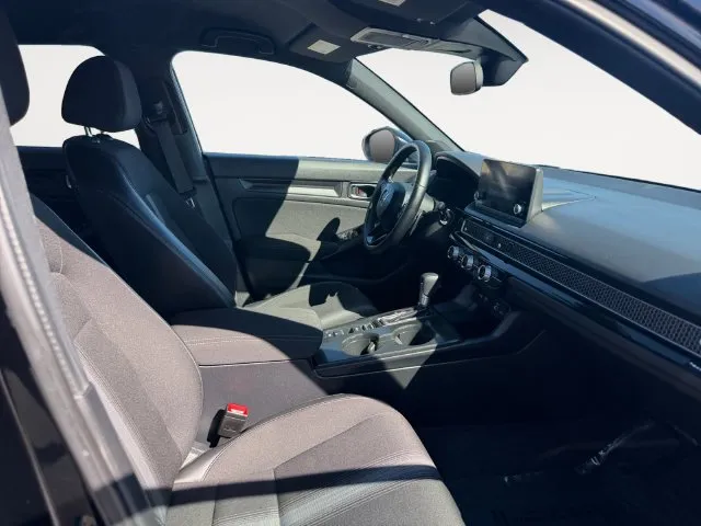 Honda Civic photo 13