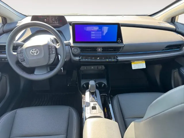 Toyota Prius photo 10