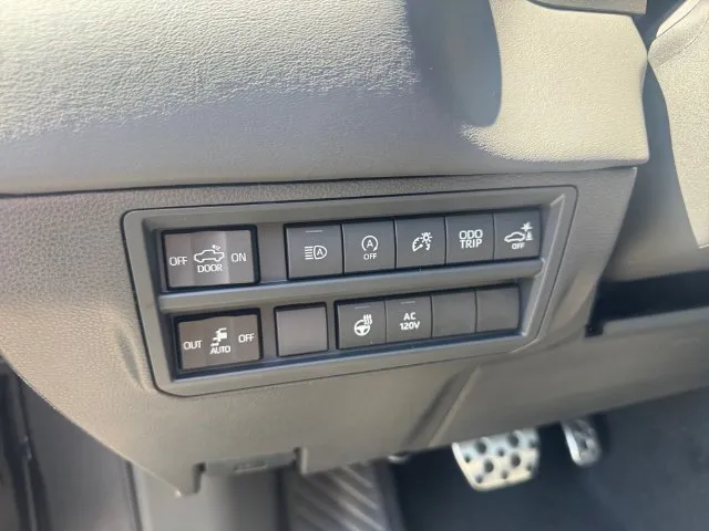 Toyota Tundra photo 18