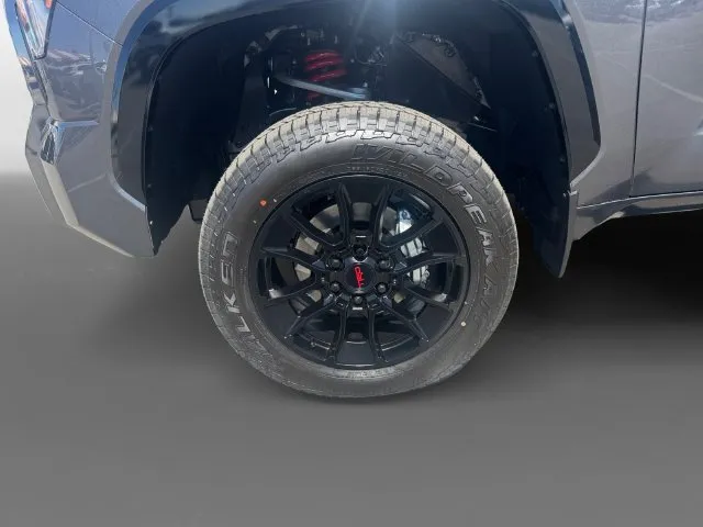 Toyota Tundra photo 14
