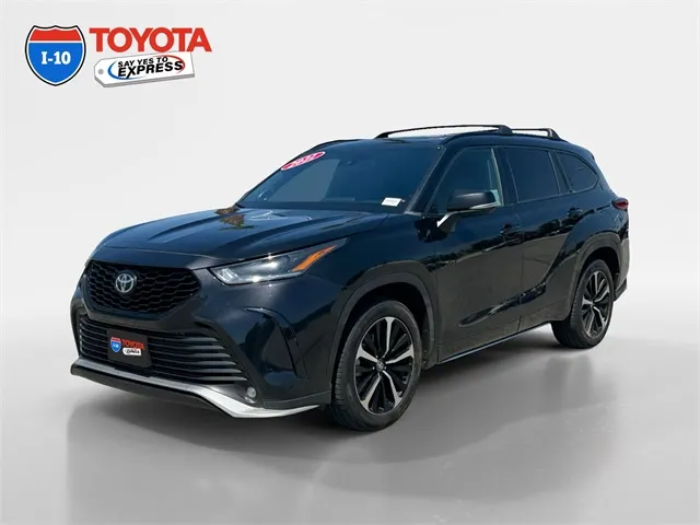 Black 2021 Toyota Highlander XSE for sale in Indio, CA