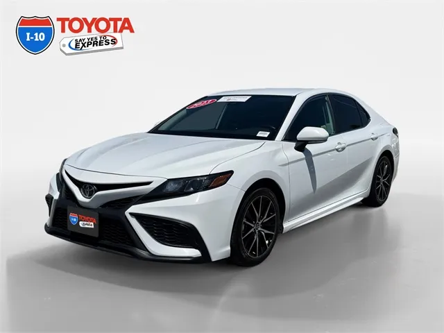 White 2023 Toyota Camry SE for sale in Indio, CA