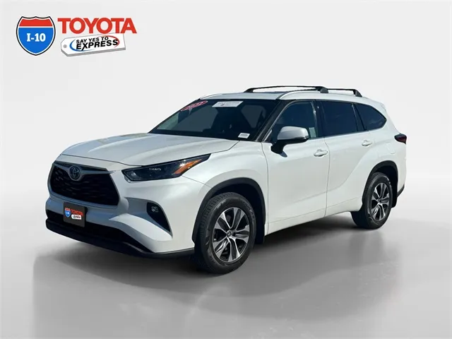 Brown 2022 Toyota Highlander Hybrid XLE for sale in Indio, CA