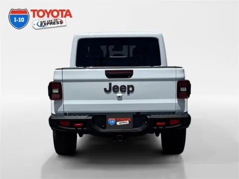 More photos of 2021 Jeep Gladiator Rubicon at I-10 Toyota, CA