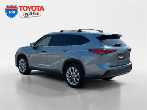Another view of 2021 Toyota Highlander Limited for sale in Indio, CA at I-10 Toyota