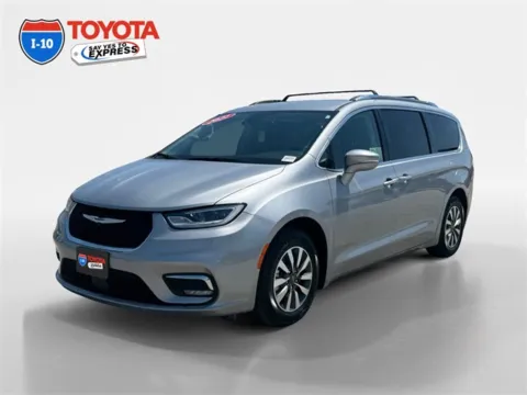Silver 2021 Chrysler Pacifica Touring L for sale in Indio, CA
