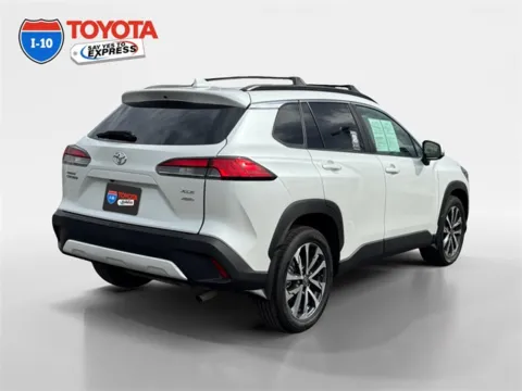 More photos of 2023 Toyota Corolla Cross XLE at I-10 Toyota, CA