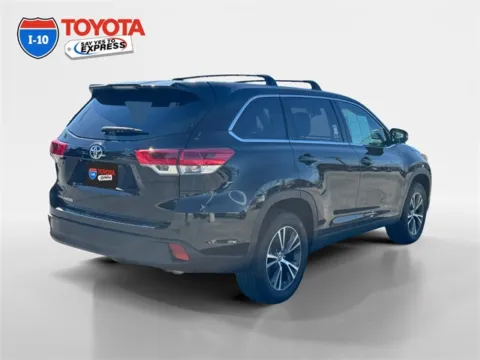More photos of 2019 Toyota Highlander LE at I-10 Toyota, CA