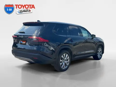 More photos of 2024 Toyota Grand Highlander Limited at I-10 Toyota, CA