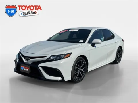 White 2023 Toyota Camry SE for sale in Indio, CA