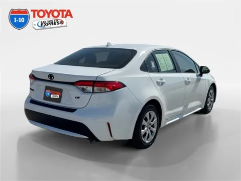 More photos of 2022 Toyota Corolla LE at I-10 Toyota, CA