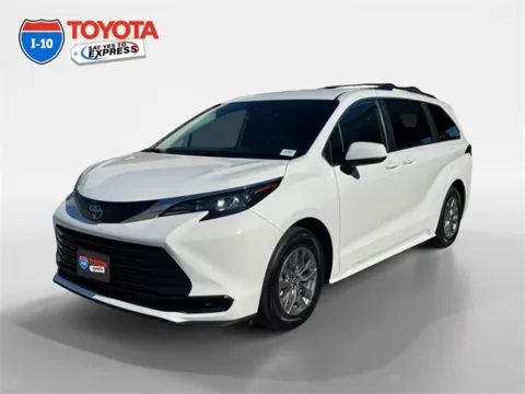 White 2025 Toyota Sienna LE for sale in Indio, CA