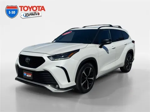 White 2021 Toyota Highlander XSE for sale in Indio, CA