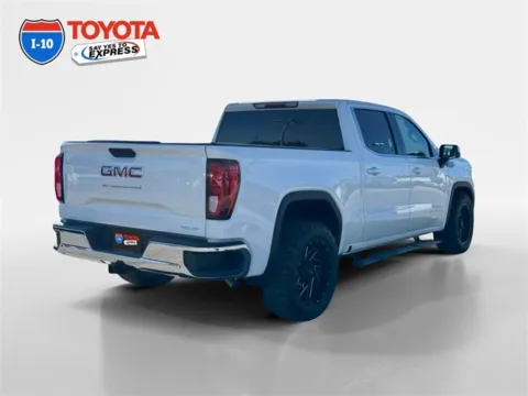 More photos of 2020 GMC Sierra 1500 SLE at I-10 Toyota, CA