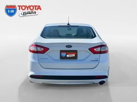 More photos of 2016 Ford Fusion Hybrid SE at I-10 Toyota, CA