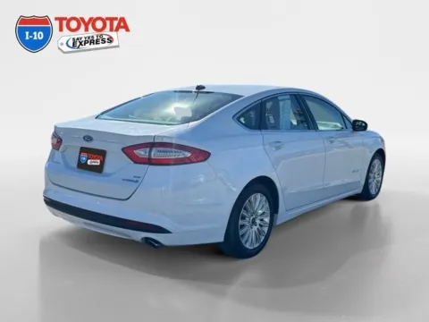 More photos of 2016 Ford Fusion Hybrid SE at I-10 Toyota, CA