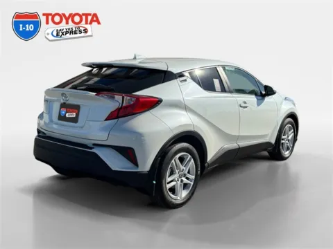 More photos of 2020 Toyota C-HR LE at I-10 Toyota, CA