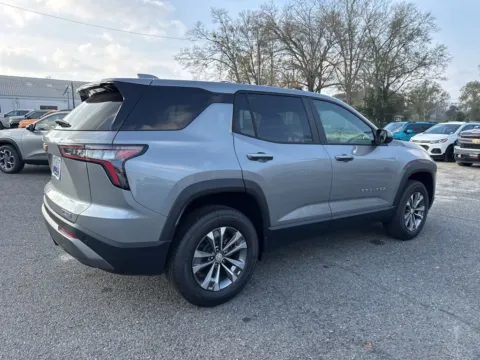 More photos of 2026 Chevrolet Equinox FWD LT at Hixson Chevrolet of DeRidder, LA