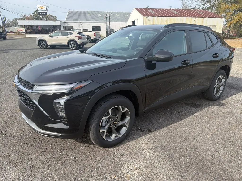 2026 Chevrolet Trax LT's photo