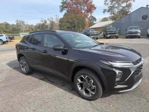 Photos of 2026 Chevrolet Trax LT for sale in DeRidder, LA at Hixson Chevrolet of DeRidder