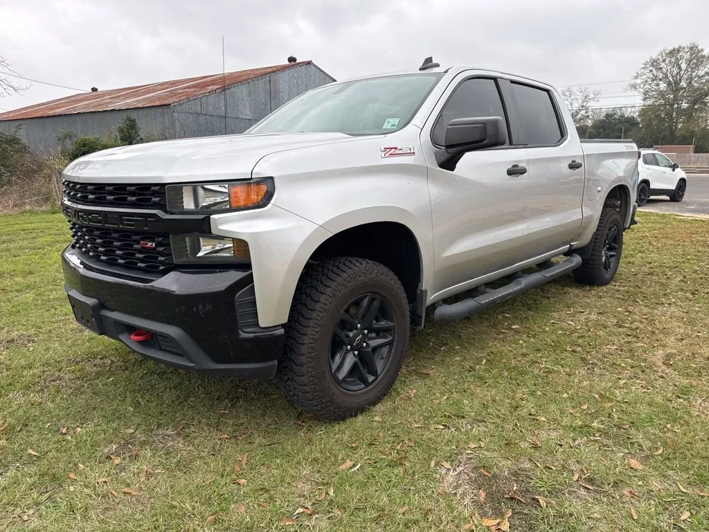 Silver 2019 Chevrolet Silverado 1500 Custom Trail Boss for sale in DeRidder, LA