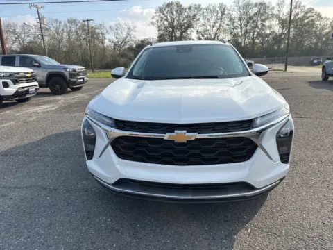 Photos of 2026 Chevrolet Trax LT for sale in DeRidder, LA at Hixson Chevrolet of DeRidder