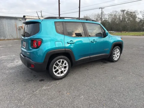 More photos of 2019 Jeep Renegade Latitude at Hixson Chevrolet of DeRidder, LA