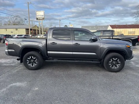 More photos of 2023 Toyota Tacoma SR5 at Hixson Chevrolet of DeRidder, LA