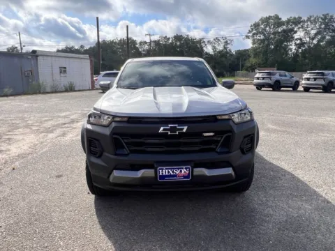 Photos of 2025 Chevrolet Colorado 4WD Trail Boss for sale in DeRidder, LA at Hixson Chevrolet of DeRidder