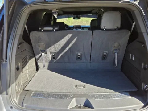 More photos of 2022 Chevrolet Tahoe Z71 at Hixson Chevrolet of DeRidder, LA