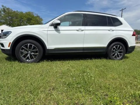 White 2020 Volkswagen Tiguan SE R-Line Black for sale in DeRidder, LA
