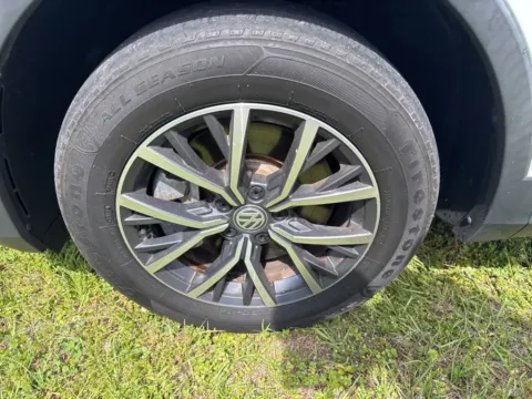 More photos of 2020 Volkswagen Tiguan SE R-Line Black at Hixson Chevrolet of DeRidder, LA