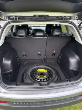 More photos of 2020 Jeep Compass Limited at Hixson Chevrolet of DeRidder, LA